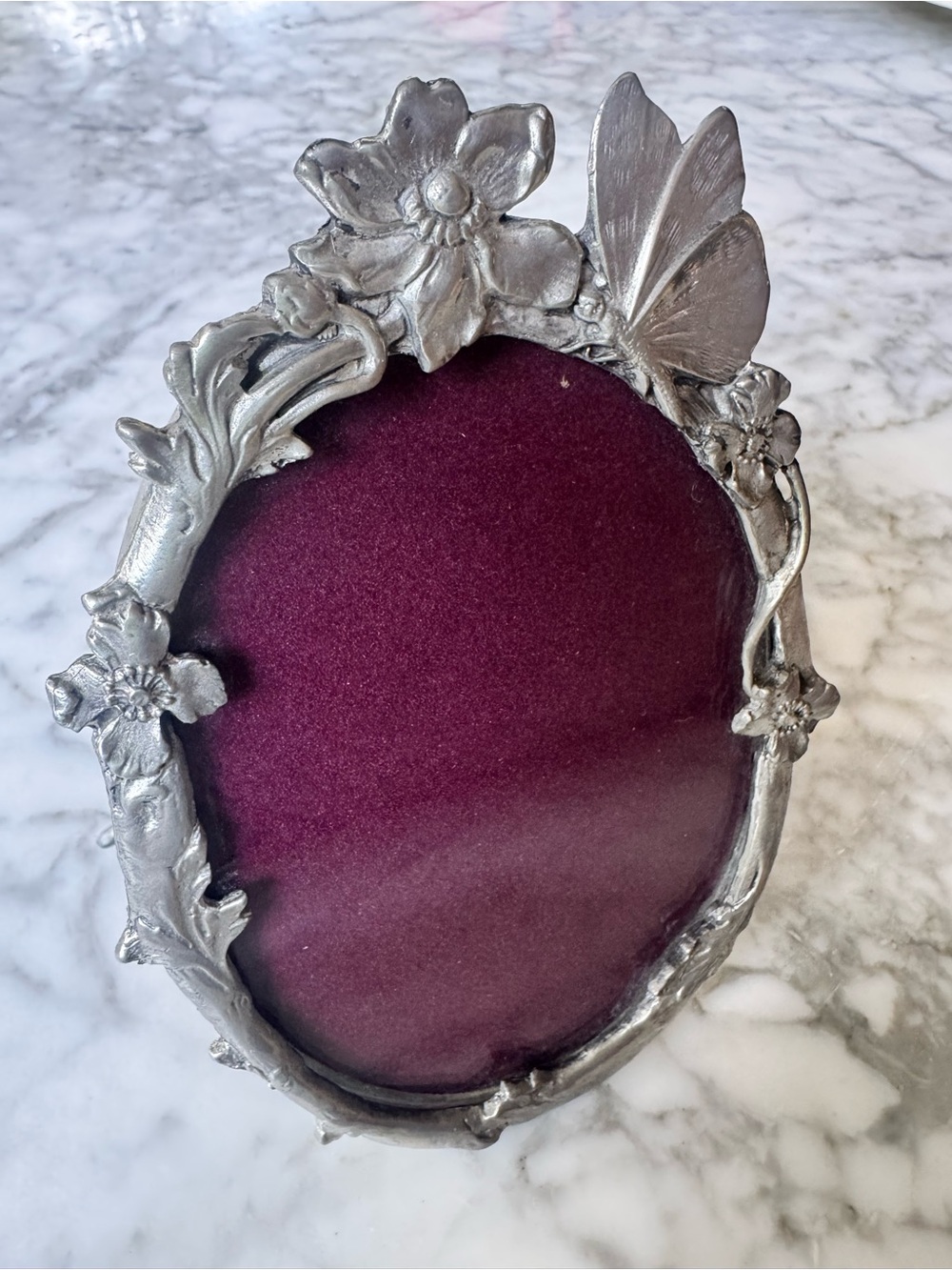 Vintage Elias art nouveau fine pewter oval floral butterfly easel photo frame